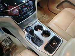 جیپ گراند شیرۆکی